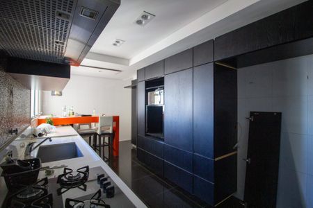 Apartamento para alugar com 197m², 3 quartos e 3 vagasCozinha