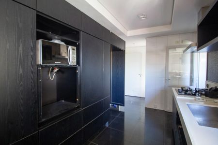 Apartamento para alugar com 197m², 3 quartos e 3 vagasCozinha