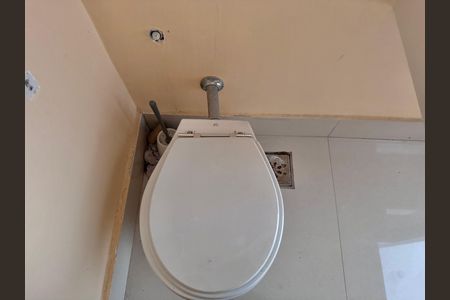 Casa de condomínio à venda com 662m², 4 quartos e 2 vagasLavabo