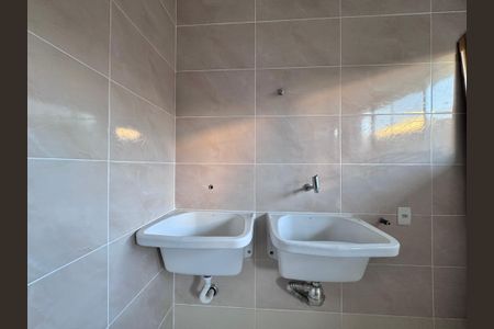 Casa de condomínio à venda com 662m², 4 quartos e 2 vagasÁrea de Serviço