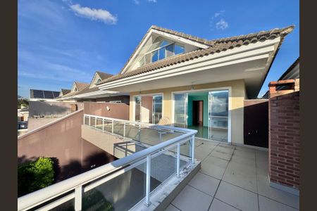 Casa de condomínio à venda com 662m², 4 quartos e 2 vagasVaranda - Suíte 1 e Quarto