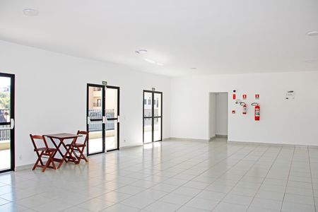 Apartamento para alugar com 60m², 2 quartos e 1 vagaÁrea comum - Salão de festas