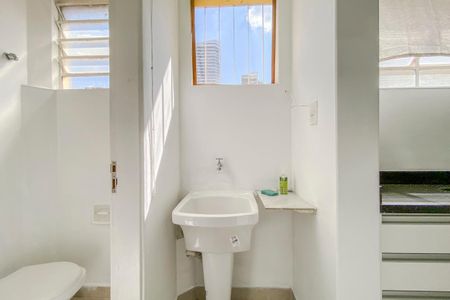 Apartamento à venda com 92m², 3 quartos e 1 vagaÁrea de Serviço