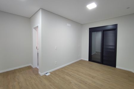 Casa de condomínio à venda com 200m², 3 quartos e 4 vagas Casa de condomínio à venda com 200m², 3 quartos e 4 vagasQuarto Suíte 3
