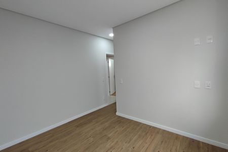 Casa de condomínio à venda com 200m², 3 quartos e 4 vagas Casa de condomínio à venda com 200m², 3 quartos e 4 vagasQuarto Suíte 2