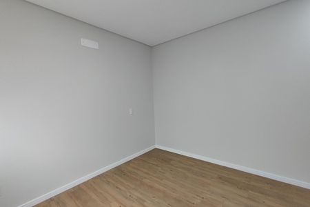 Casa de condomínio à venda com 200m², 3 quartos e 4 vagas Casa de condomínio à venda com 200m², 3 quartos e 4 vagasQuarto Suíte 2