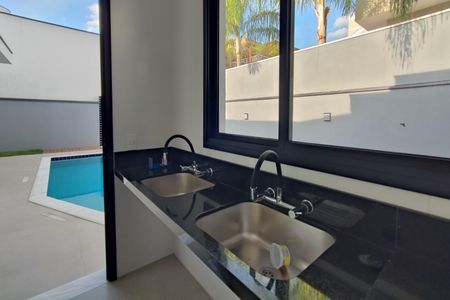 Casa de condomínio à venda com 200m², 3 quartos e 4 vagas Casa de condomínio à venda com 200m², 3 quartos e 4 vagasÁrea de Serviço