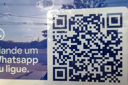 Casa de condomínio à venda com 200m², 3 quartos e 4 vagas Casa de condomínio à venda com 200m², 3 quartos e 4 vagasPlaca