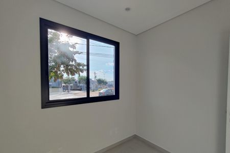 Casa de condomínio à venda com 200m², 3 quartos e 4 vagas Casa de condomínio à venda com 200m², 3 quartos e 4 vagasEscritório