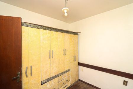 Casa à venda com 300m², 4 quartos e 4 vagasQuarto