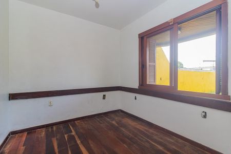 Casa para alugar com 300m², 4 quartos e 4 vagas Casa para alugar com 300m², 4 quartos e 4 vagasQuarto 2