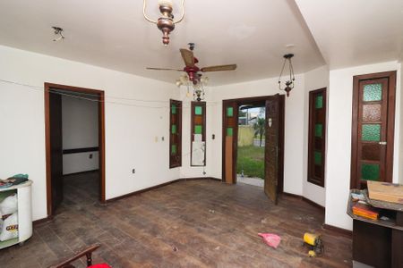 Casa à venda com 300m², 4 quartos e 4 vagasSala 1