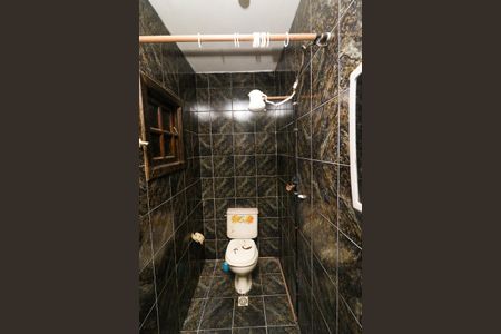 Casa à venda com 300m², 4 quartos e 4 vagasBanheiro Social