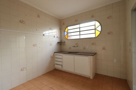 Casa para alugar com 161m², 4 quartos e 4 vagasCozinha
