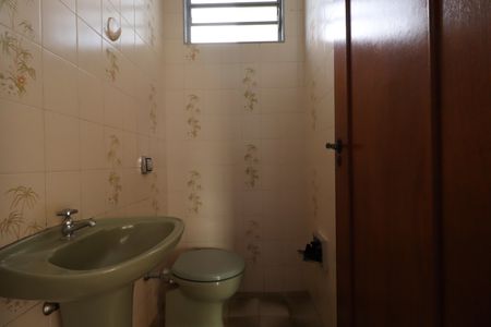 Casa para alugar com 161m², 4 quartos e 4 vagasLavabo