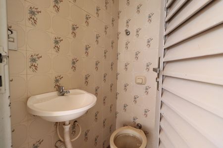 Casa para alugar com 161m², 4 quartos e 4 vagasBanheiro de Serviço