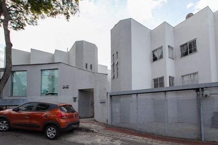 Apartamento à venda com 70m², 3 quartos e 1 vagaFachada