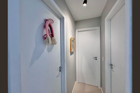 Apartamento à venda com 64m², 2 quartos e 1 vagaCorredor