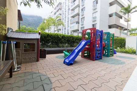 Apartamento à venda com 64m², 2 quartos e 1 vagaÁrea comum