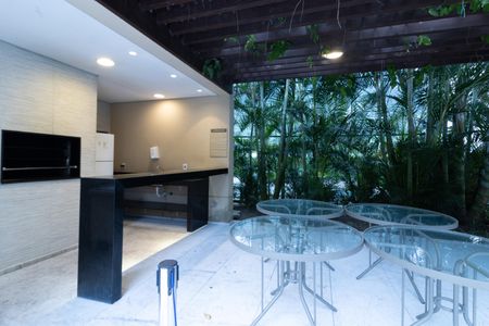 Apartamento à venda com 64m², 2 quartos e 1 vagaÁrea comum