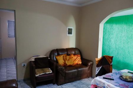 Casa à venda com 125m², 4 quartos e 2 vagasSala