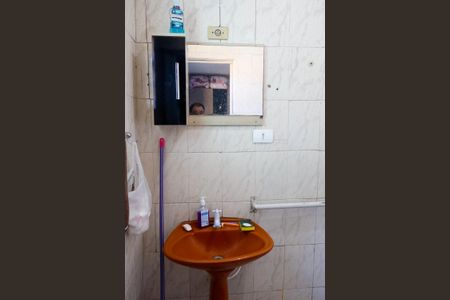 Casa à venda com 125m², 4 quartos e 2 vagasBanheiro 1