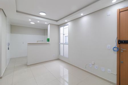 Apartamento à venda com 40m², 2 quartos e 1 vaga Apartamento à venda com 40m², 2 quartos e 1 vagaSala