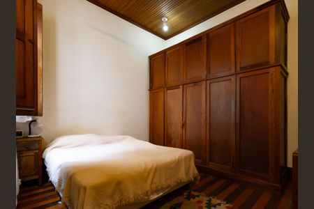 Casa de condomínio à venda com 190m², 5 quartos e 2 vagas Casa de condomínio à venda com 190m², 5 quartos e 2 vagasQuarto 4