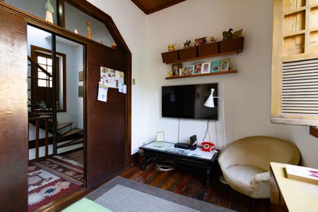 Casa de condomínio à venda com 190m², 5 quartos e 2 vagas Casa de condomínio à venda com 190m², 5 quartos e 2 vagasQuarto 3