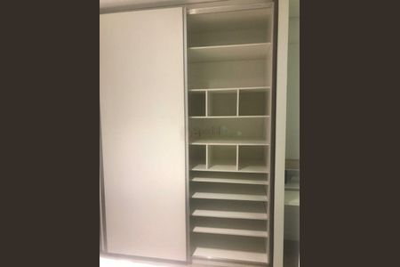 Studio à venda com 25m², 1 quarto e 1 vaga