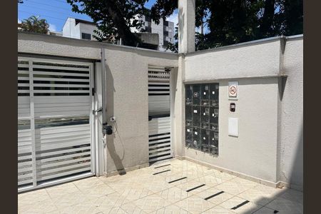 Apartamento à venda com 100m², 2 quartos e 1 vaga