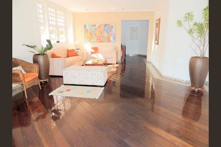 Apartamento à venda com 52m², 1 quarto e 1 vaga