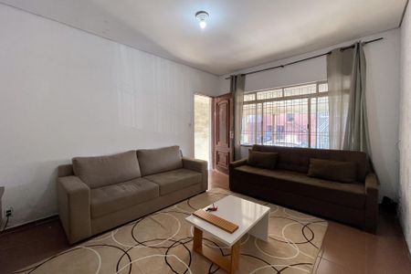 Casa à venda com 300m², 5 quartos e 3 vagas Casa à venda com 300m², 5 quartos e 3 vagasSala - Casa 1