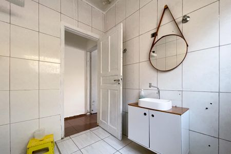 Casa à venda com 300m², 5 quartos e 3 vagas Casa à venda com 300m², 5 quartos e 3 vagasBanheiro - Casa 1