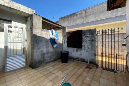Casa à venda com 300m², 5 quartos e 3 vagas Casa à venda com 300m², 5 quartos e 3 vagasVaranda - Casa 1