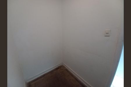 Apartamento para alugar com 81m², 2 quartos e sem vagaQuarto de Serviço