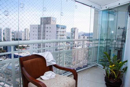 Apartamento à venda com 113m², 3 quartos e 2 vagasVaranda - Sala