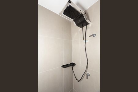 Studio para alugar com 32m², 1 quarto e sem vaga Studio para alugar com 32m², 1 quarto e sem vagaBanheiro