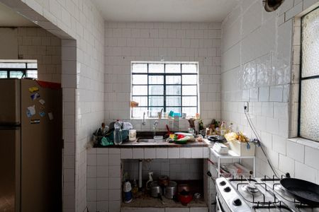 Casa à venda com 300m², 2 quartos e 2 vagasCozinha