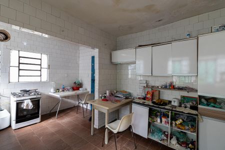 Casa à venda com 300m², 2 quartos e 2 vagasCozinha