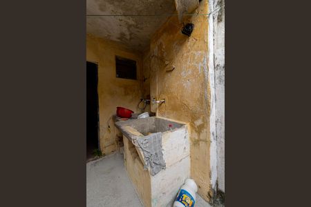 Casa à venda com 300m², 2 quartos e 2 vagasÁrea de Serviço