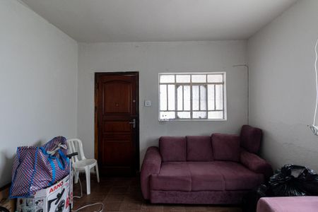 Casa à venda com 300m², 2 quartos e 2 vagasSala