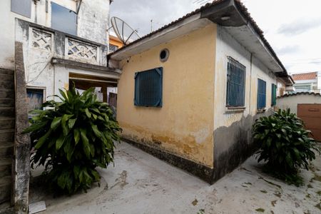 Casa à venda com 300m², 2 quartos e 2 vagasQuintal
