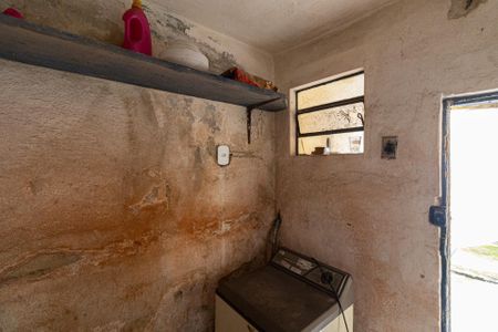 Casa à venda com 300m², 2 quartos e 2 vagasÁrea de Serviço