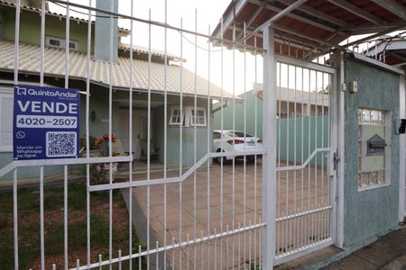 Casa à venda com 438m², 6 quartos e 3 vagasPlaca