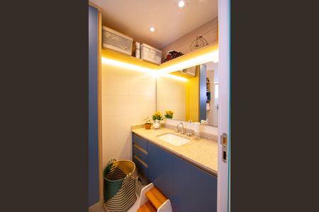 Apartamento à venda com 130m², 3 quartos e 2 vagasBanheiro da Suíte 1