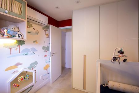 Apartamento à venda com 130m², 3 quartos e 2 vagasQuarto 