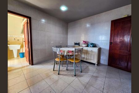 Apartamento à venda com 181m², 3 quartos e 2 vagasCopa