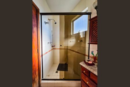 Apartamento à venda com 181m², 3 quartos e 2 vagasBanheiro do Quarto 3 - Suíte