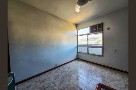Apartamento à venda com 181m², 3 quartos e 2 vagasQuarto 1